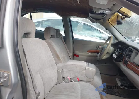 2002 Buick Lesabre Custom z USA, uszkodzony, nr VIN 1G4HP54K22U229830